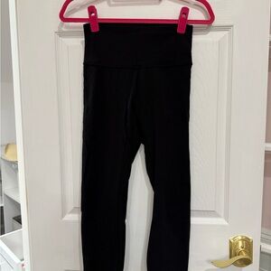 Women’s Lululemon Black Wunder Under Leggings